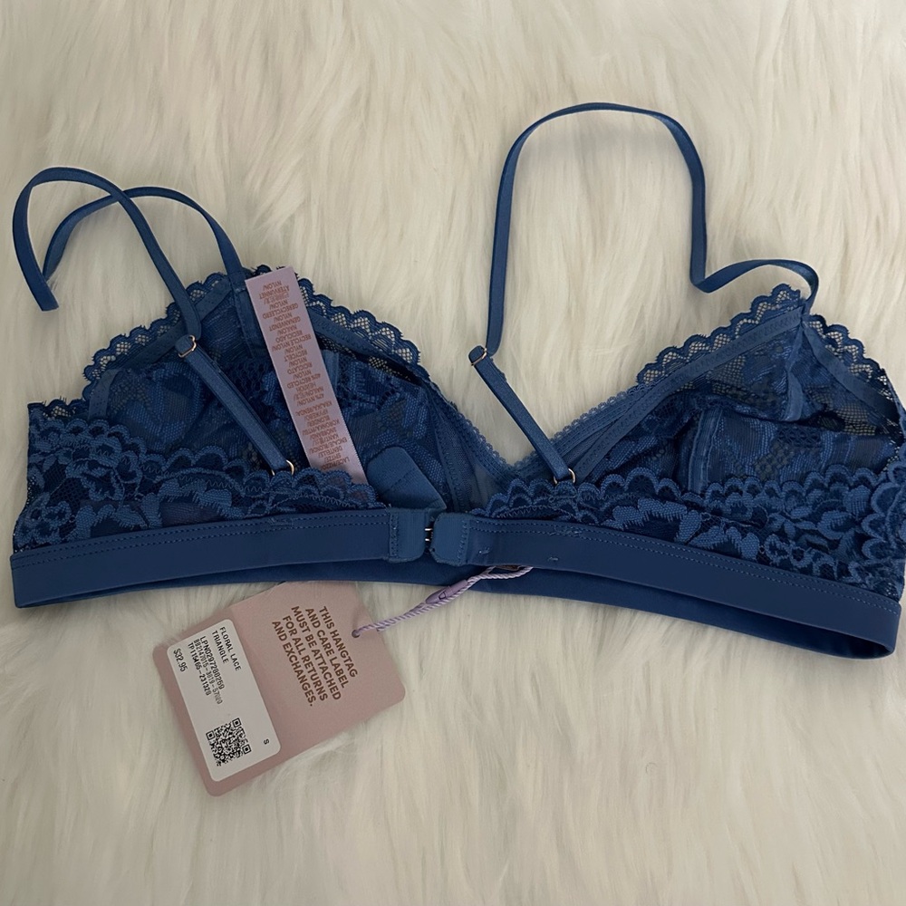 🆕SAVAGE X FENTY Blue Lace Bralette - Size: S - Picture 3 of 5